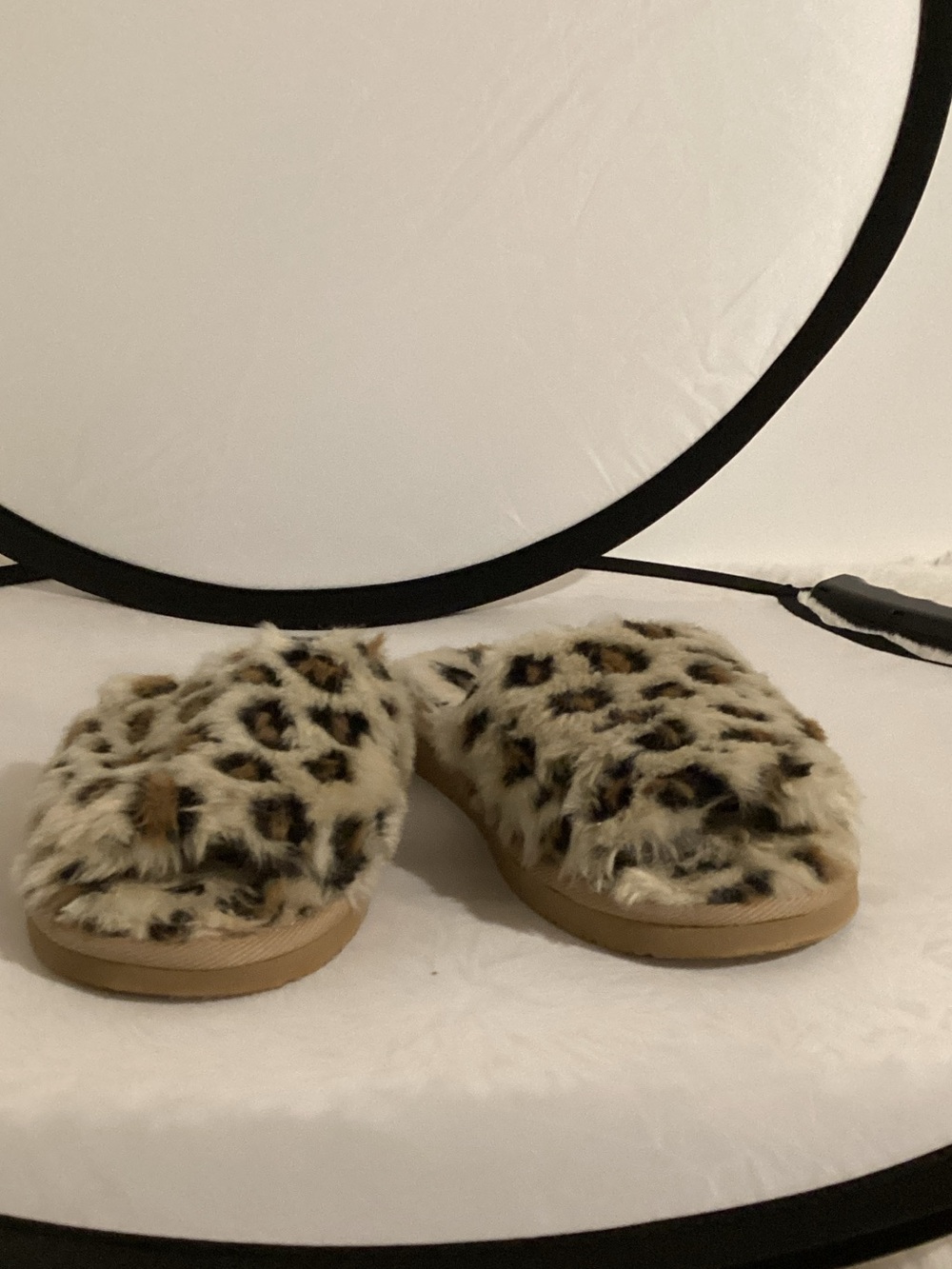 Minnetonka Leopard Print Faux Fur Slide - Cream/Tan/Black